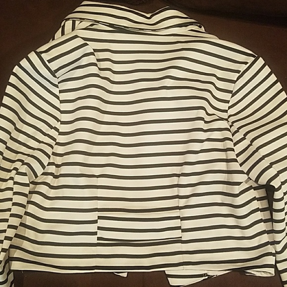 Jacket - Picture 4 of 5